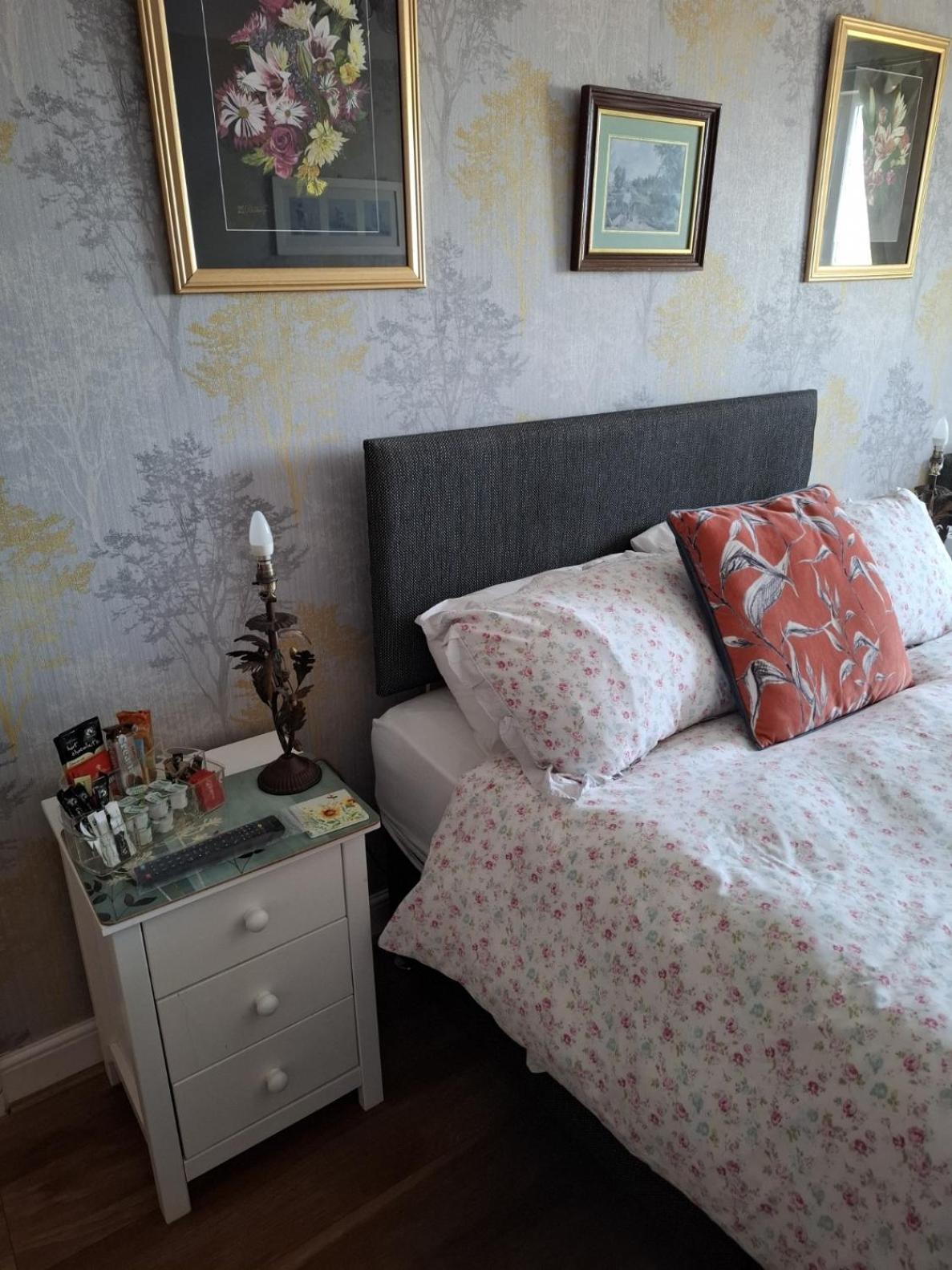 Sportsmans Lodge Bed And Breakfast Amlwch Quarto foto